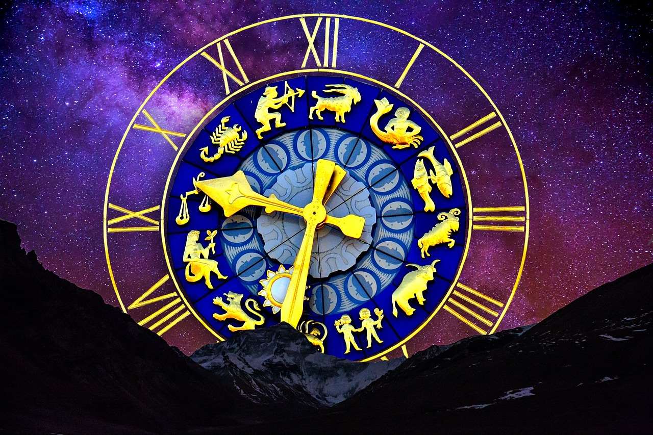 Astroloji: Dolunay Yengeç Burcunda 6-7 Ocak 2023 kapak fotoğrafı